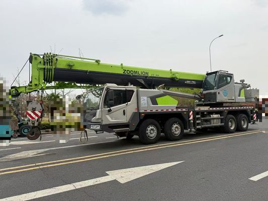 Buy USED 2021 ZOOMLION 50 ton mobile crane Lifting Equipment online manufacture