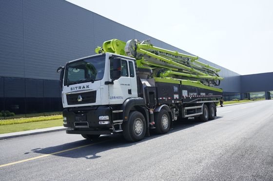 Buy 4 Axles Concrete Boom Pump Truck Zoomlion 62meter With Sitrak Chassis online manufacture