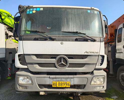 Buy USED ZOOMLION 52m pump truck Concrete Pump 2013 boom pump Benz chassis online manufacture