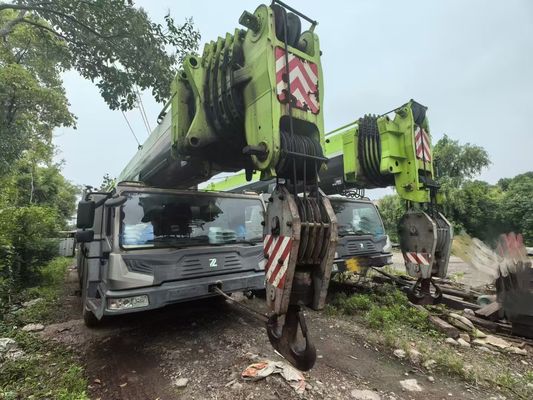 Buy USED ZOOMLION 300 Ton Mobile Crane 2018 Hydraulic Old All Terrain Cranes online manufacture